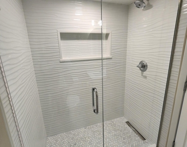 304 Wilson Avenue - Photo Thumbnail 13