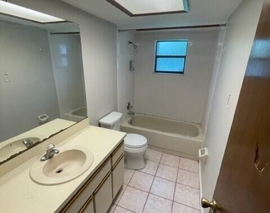 356 Pipit Street Ne - Photo Thumbnail 22