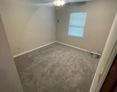 356 Pipit Street Ne - Photo Thumbnail 20