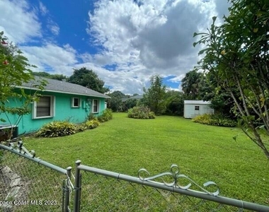 356 Pipit Street Ne - Photo Thumbnail 28