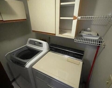 356 Pipit Street Ne - Photo Thumbnail 19