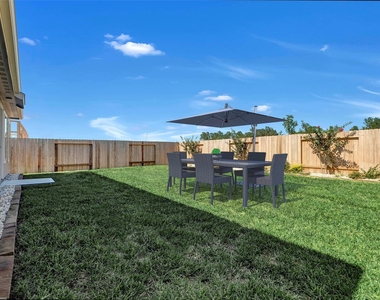 261 Gallant Front Trail - Photo Thumbnail 15
