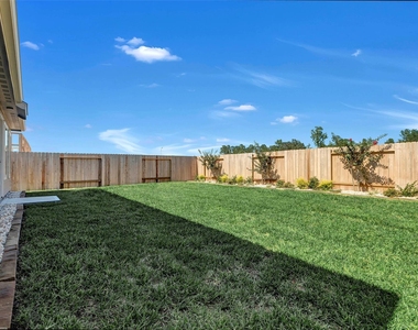261 Gallant Front Trail - Photo Thumbnail 16