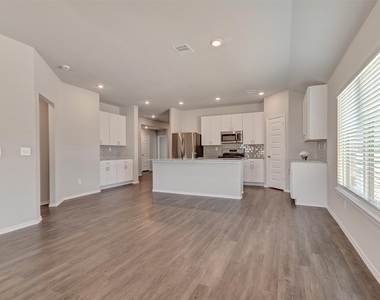 261 Gallant Front Trail - Photo Thumbnail 3