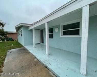 305 Prospect Avenue - Photo Thumbnail 22