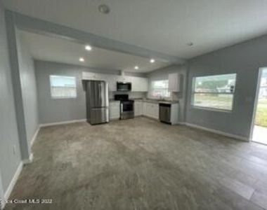 305 Prospect Avenue - Photo Thumbnail 3