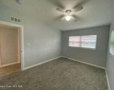 305 Prospect Avenue - Photo Thumbnail 14