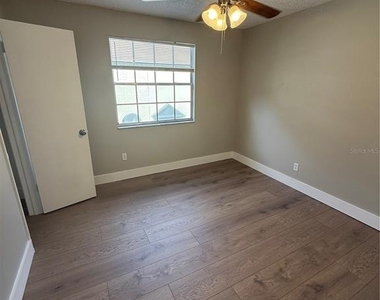 3009 S Manhattan Avenue - Photo Thumbnail 1