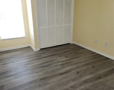 8748 Hampden Drive - Photo Thumbnail 7