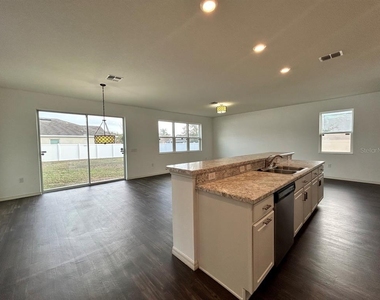 10638 Aldo Moro Drive - Photo Thumbnail 10
