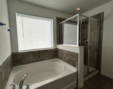 10638 Aldo Moro Drive - Photo Thumbnail 16
