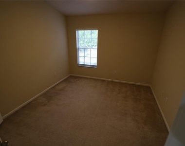 4866 Pond Ridge Drive - Photo Thumbnail 31