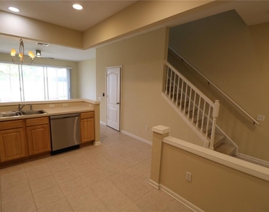 4866 Pond Ridge Drive - Photo Thumbnail 15