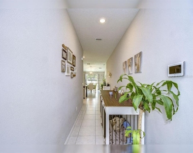 1412 Tahitian Sunrise Drive - Photo Thumbnail 9