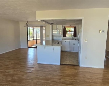 2395 Alda Lane - Photo Thumbnail 2