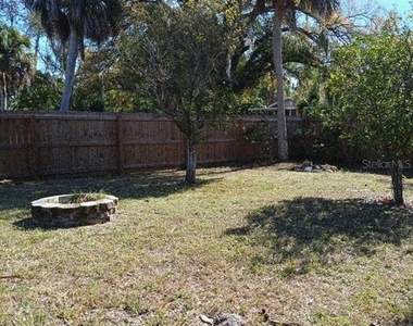 2395 Alda Lane - Photo Thumbnail 18