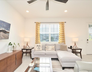 2331 Garden Belle Drive - Photo Thumbnail 6