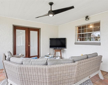 2603 N Ridgewood Avenue - Photo Thumbnail 30