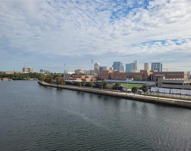 2603 N Ridgewood Avenue - Photo Thumbnail 43