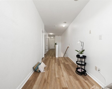 14200 Oasis Cove Boulevard - Photo Thumbnail 16