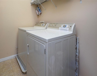 14200 Oasis Cove Boulevard - Photo Thumbnail 30