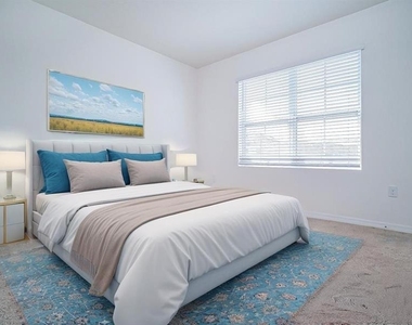 326 Meadowbrook Boulevard - Photo Thumbnail 8