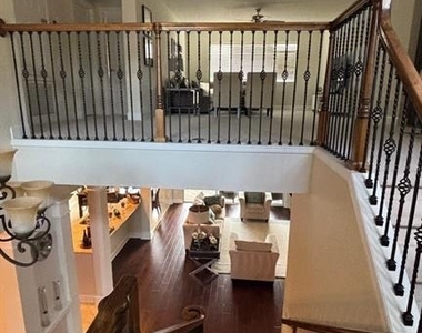 464 Douglas Edward Drive - Photo Thumbnail 11