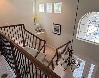 464 Douglas Edward Drive - Photo Thumbnail 12