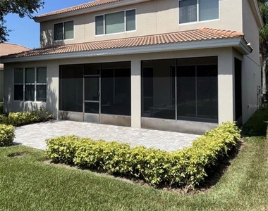 464 Douglas Edward Drive - Photo Thumbnail 2