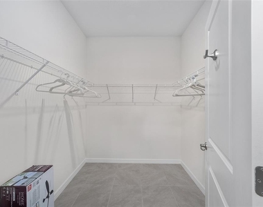 4110 Nw 44 Circle - Photo Thumbnail 21