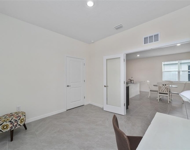 4110 Nw 44 Circle - Photo Thumbnail 23