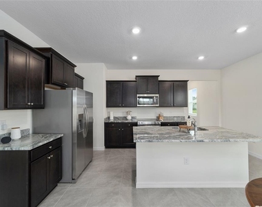 4110 Nw 44 Circle - Photo Thumbnail 13