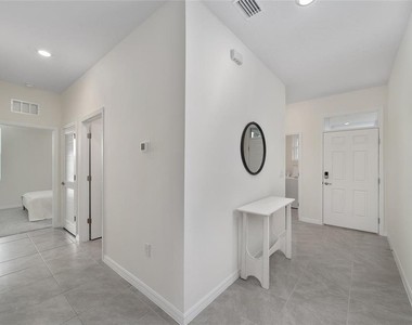 4110 Nw 44 Circle - Photo Thumbnail 5