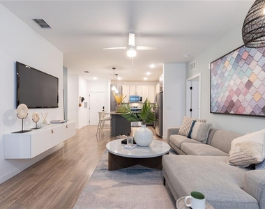 10105 Selten Way - Photo Thumbnail 3