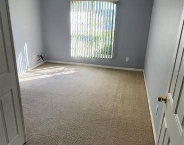 254 Hunt Street - Photo Thumbnail 3