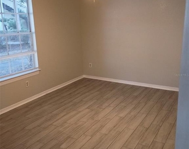 1037 S Hiawassee Road - Photo Thumbnail 5