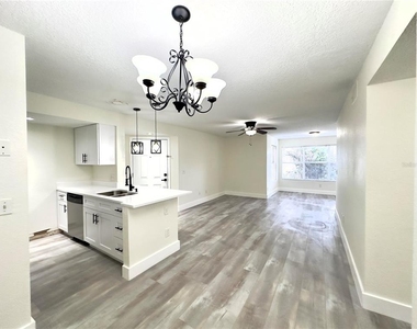 5140 Conroy Road - Photo Thumbnail 11