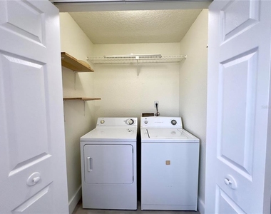 5140 Conroy Road - Photo Thumbnail 15