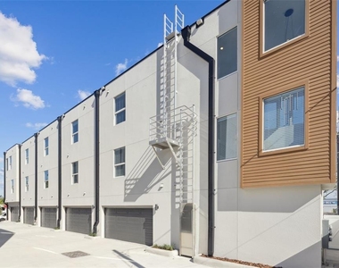2316 E Concord Street - Photo Thumbnail 15