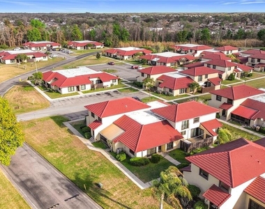 571 Hunter Circle - Photo Thumbnail 1
