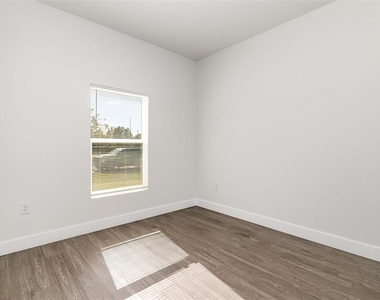 1213 Waterford Street Se - Photo Thumbnail 18