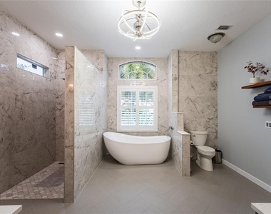 9502 Portbury Drive - Photo Thumbnail 7