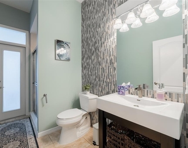 9502 Portbury Drive - Photo Thumbnail 5