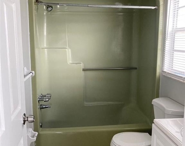 1217 Kennedy Road - Photo Thumbnail 12