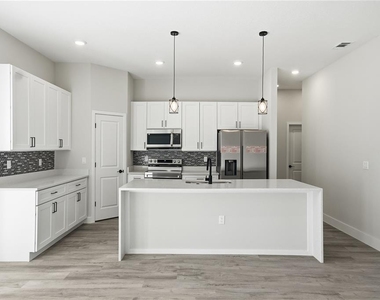 13690 Sw 43rd Circle - Photo Thumbnail 13