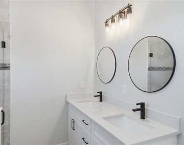 13690 Sw 43rd Circle - Photo Thumbnail 21