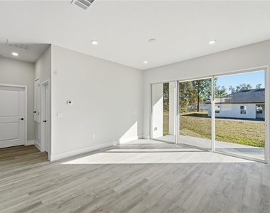 13690 Sw 43rd Circle - Photo Thumbnail 11