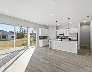 13690 Sw 43rd Circle - Photo Thumbnail 12