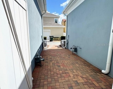 1825 Coastal Court - Photo Thumbnail 24