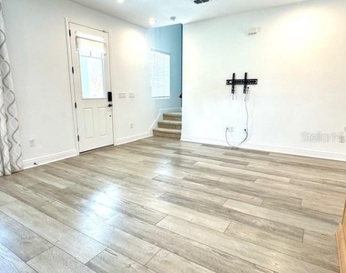 1825 Coastal Court - Photo Thumbnail 6